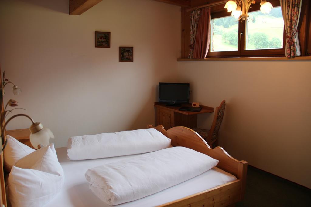 Hotel Winklerhof Holzgau Rom bilde