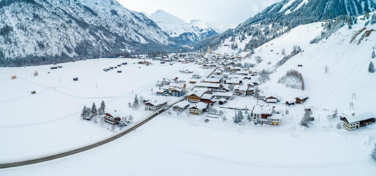 Hotel Winklerhof Holzgau Eksteriør bilde